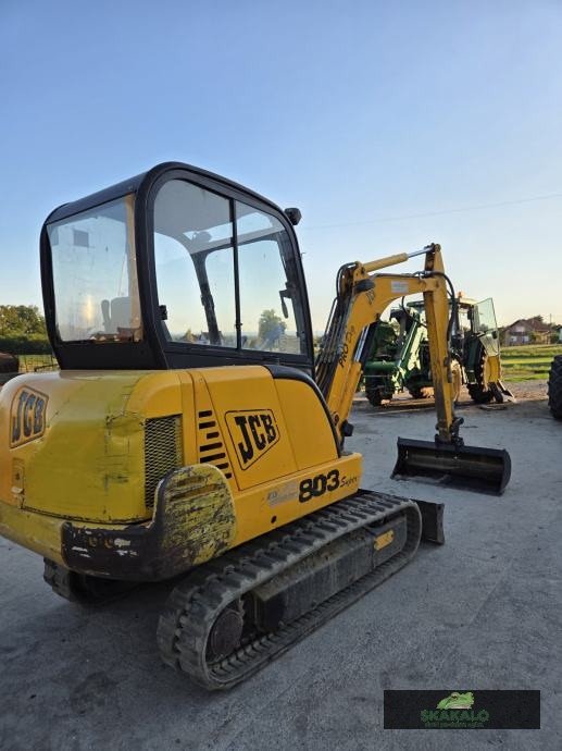 <div class="ob-badges" style="display:flex;gap:6px;flex-wrap:wrap;"><span class="ob-badge" style="padding:3px 7px;background:#4caf50;font-size:11px;border-radius:4px;font-weight:bold;color:white;">VERIFICIRAN</span></div>JCB PRO Diego 803