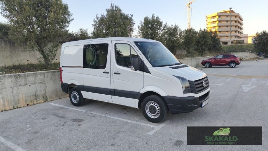 <div class="ob-badges" style="display:flex;gap:6px;flex-wrap:wrap;"><span class="ob-badge" style="padding:3px 7px;background:#4caf50;font-size:11px;border-radius:4px;font-weight:bold;color:white;">VERIFICIRAN</span></div>VW Crafter 2.0TDI, samo 72000km, KUKA, 6brzina, parkirna kamera, 2016 god.