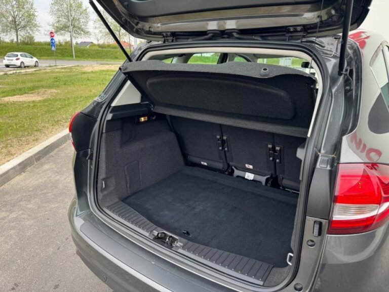 FORD C-MAX TITANIUM 1.5 TDCI AUTOMATIK oglas Skakalo